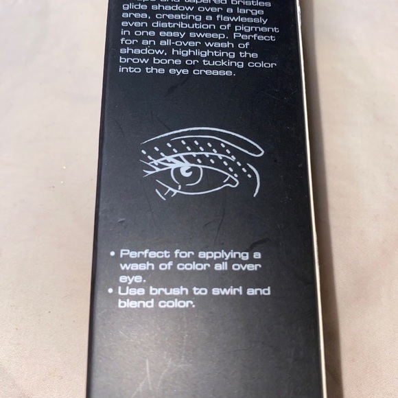 Mua Professional All Over Brush.Sealed. - Picture 4 of 4